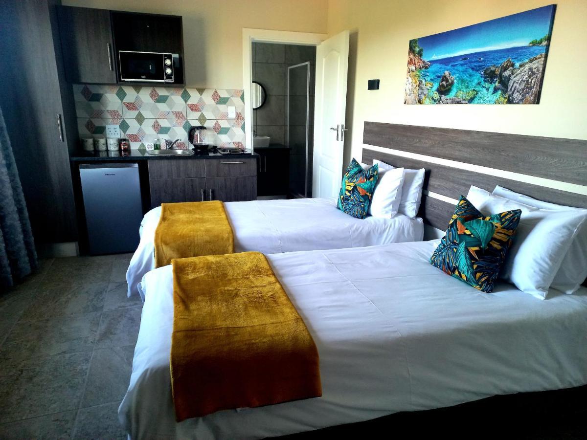 Blue Sea Guest House East London Exterior foto